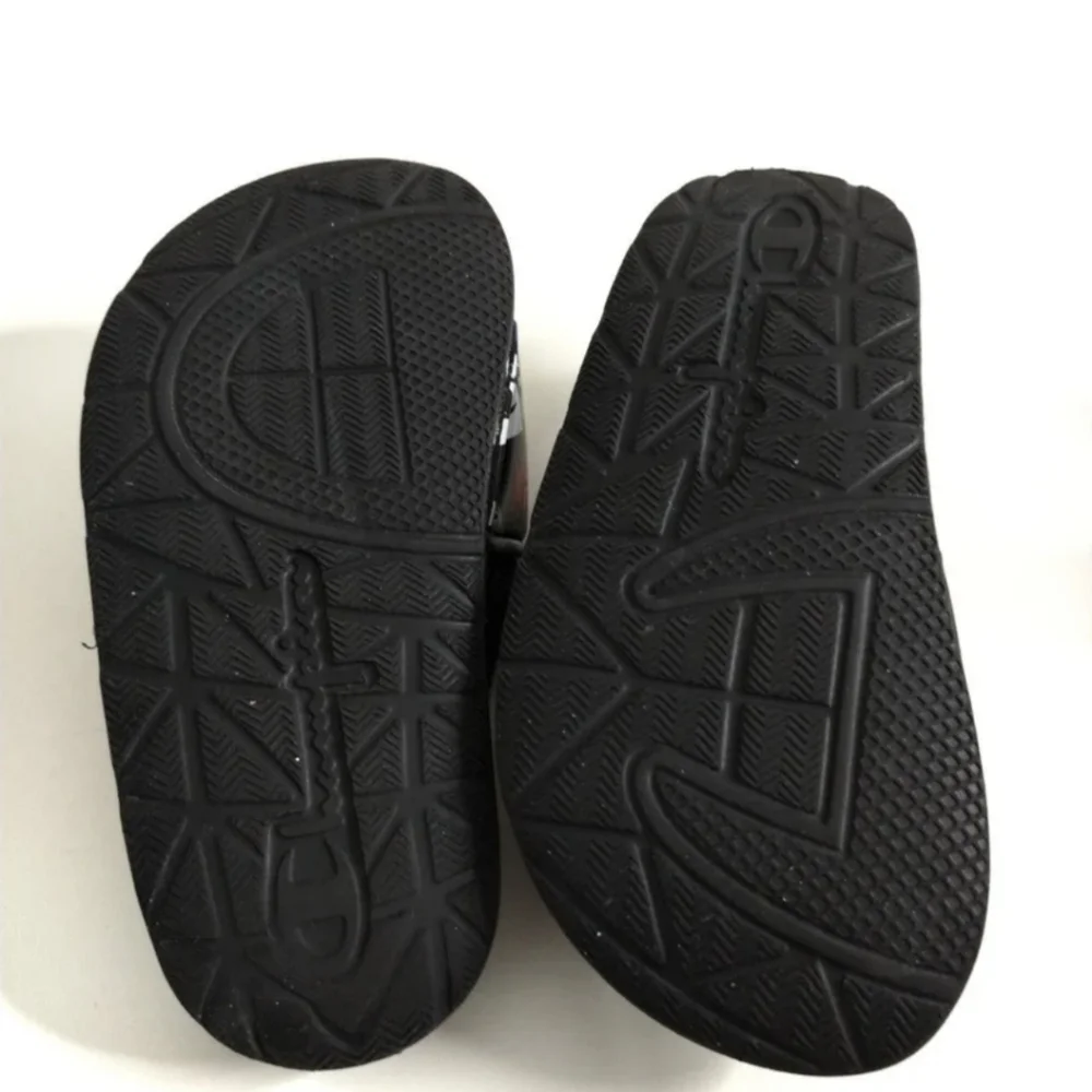 Toddler Champion Slides Sandals  size 8T in Great‎ condition